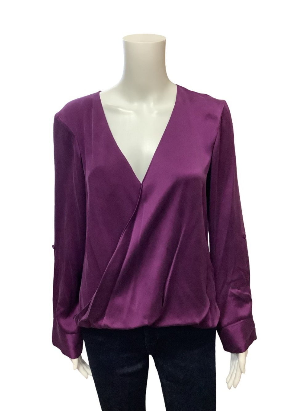 Alice + Olivia Silk V-Neck Top Size: M